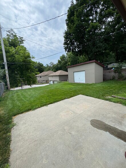 Building Photo - 307 Steven Cir
