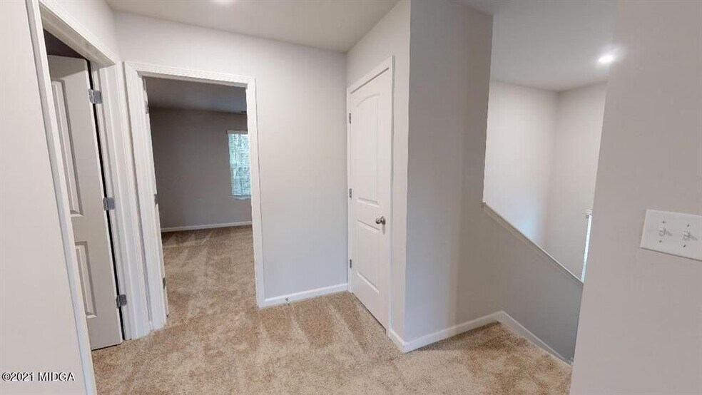 Building Photo - 178 Goodall Woods Dr