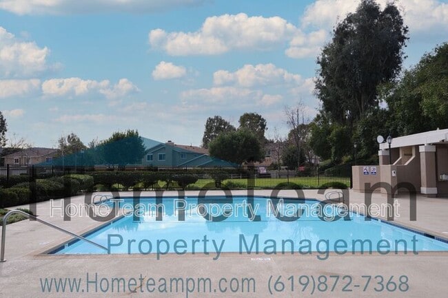 Building Photo - 13613 Comuna Dr