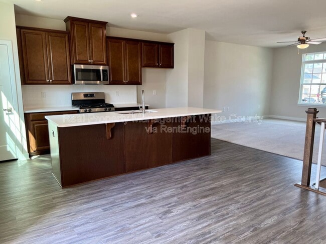 Building Photo - 1406 Excelsior Grand Ave