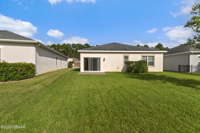 Building Photo - 5640 Estero Loop
