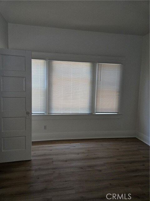 Building Photo - 209 S Birch St