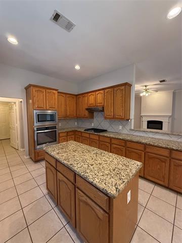 Building Photo - 2319 Glenmoor Dr