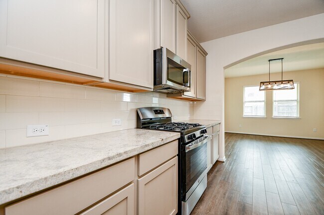 Building Photo - 15210 Ordie Run Dr