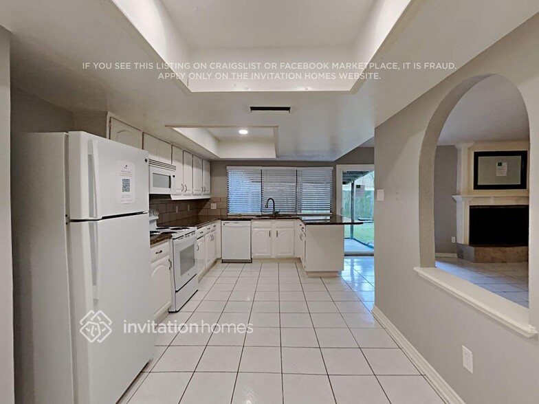 Building Photo - 2107 Fall Meadow Dr