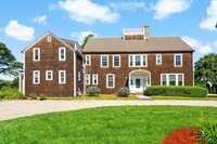 Building Photo - 122 Gansett Rd