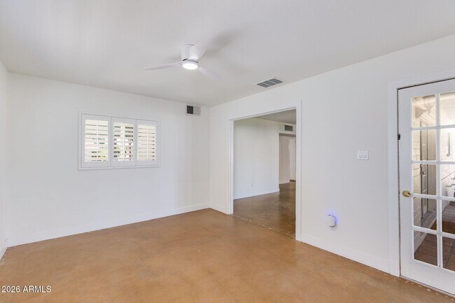 Building Photo - 3412 E Turney Ave