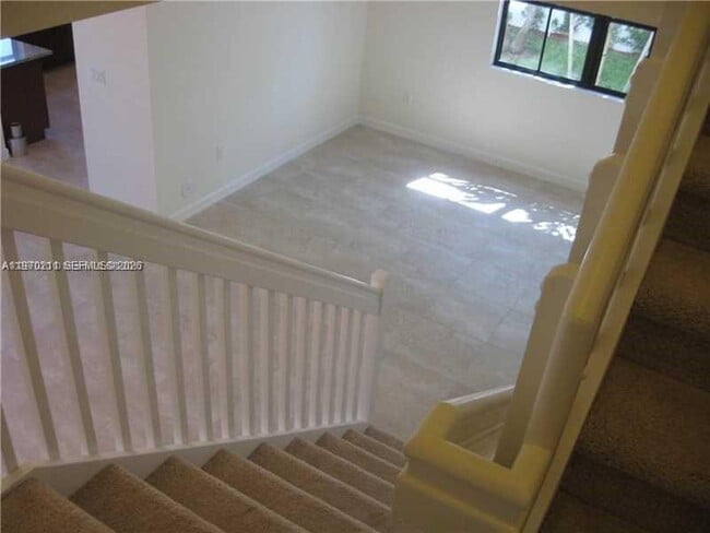 Building Photo - 16585 SW 42nd Way