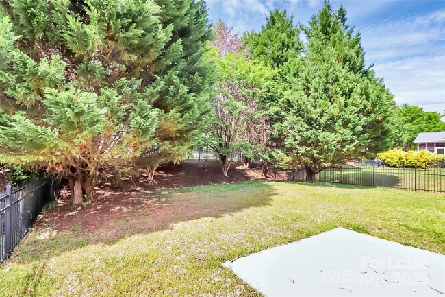 Building Photo - 1340 Hammond Dr