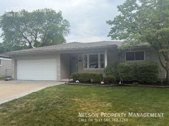 Building Photo - 42237 Columbia Ct