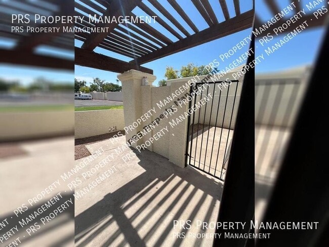 Building Photo - 7701 S Heather Dr