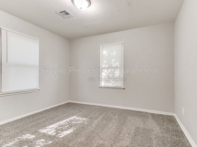 Building Photo - 2221 Brighton Ave