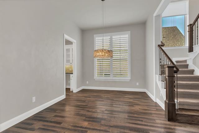 Building Photo - 2905 Vaquero Ln