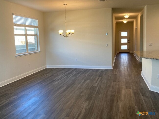 Building Photo - 16917 Aventura Ave