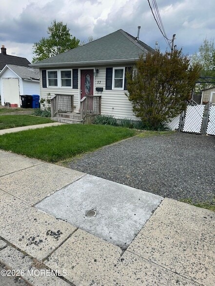 Building Photo - 53 Ideal Ave