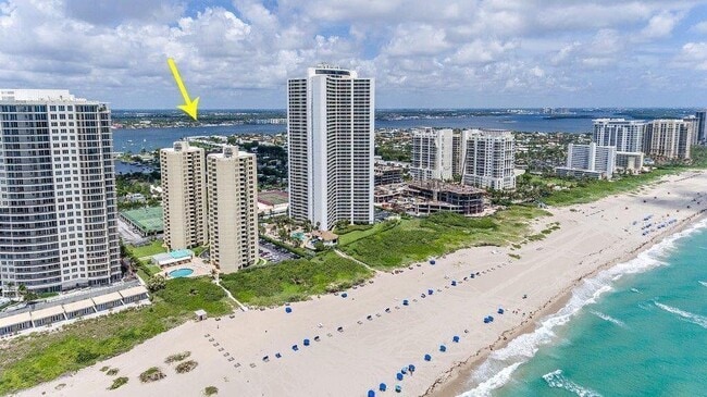 Primary Photo - 2800 N Ocean Dr