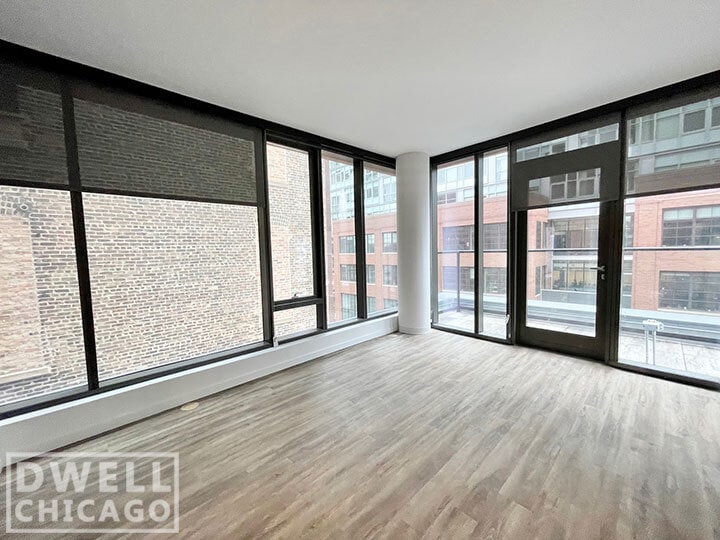 Building Photo - 1111 W Lake St