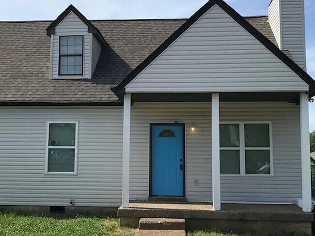 Primary Photo - 3534-3534 Chesapeake Dr