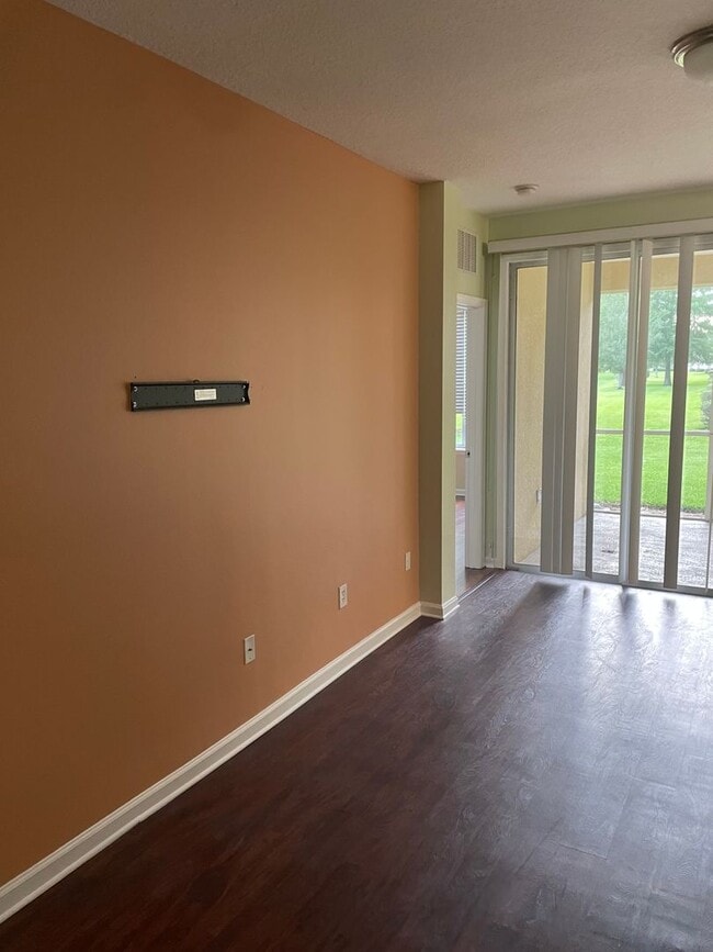 Building Photo - Beautiful Home in Twin Leaf! Available Now!!