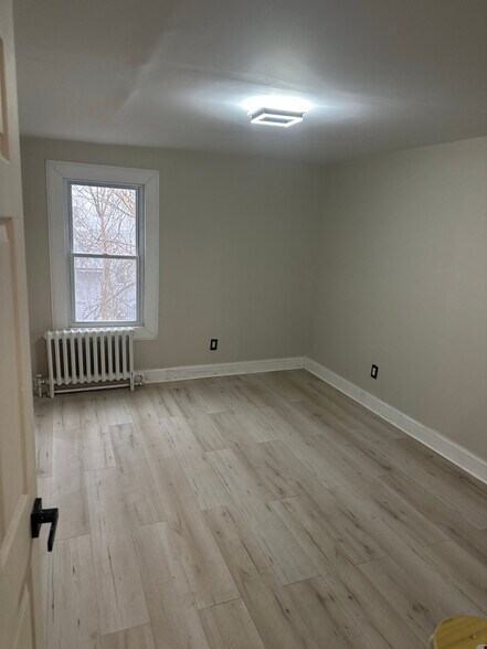 Building Photo - 1310 Willis Ave