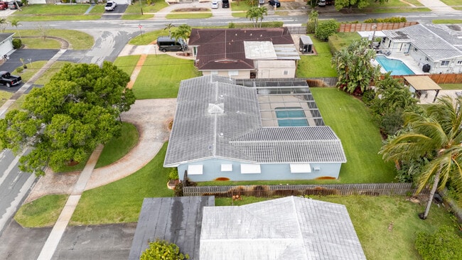 Building Photo - 5281 SW 4th Ct