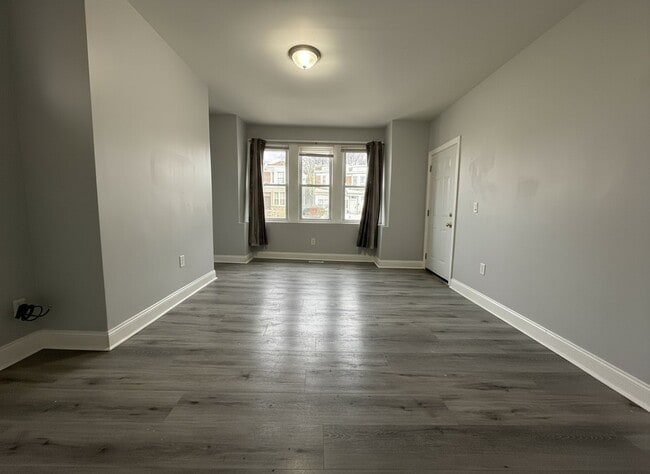 Building Photo - 4632 Old York Rd