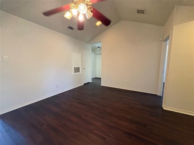 Building Photo - 714 Hillcrest Ct