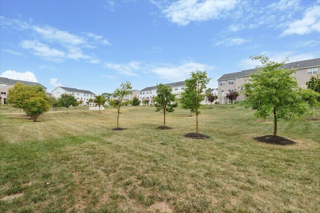 Building Photo - Available Immediately – 3 Bedroom / 2.5 Bath Townhome in Downingtown School District