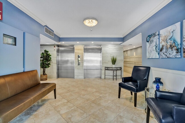 Building Photo - 3520 Oaks Way