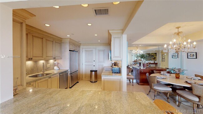 Building Photo - 11113 Biscayne Blvd