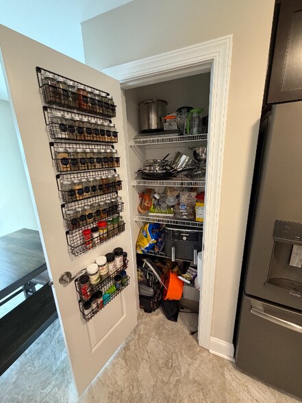 Building Photo - 22928 Deep Creek Dr