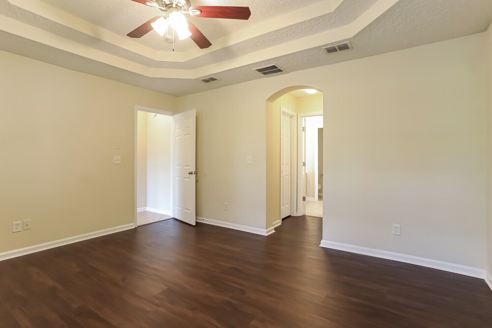 Building Photo - 1812 Creekwood Ln