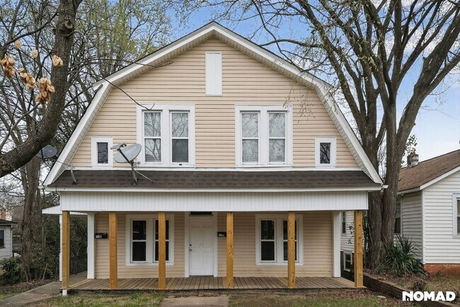 Building Photo - Charming 2BR Apartment in Winston Salem