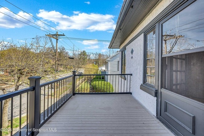 Building Photo - 1814 Olive St