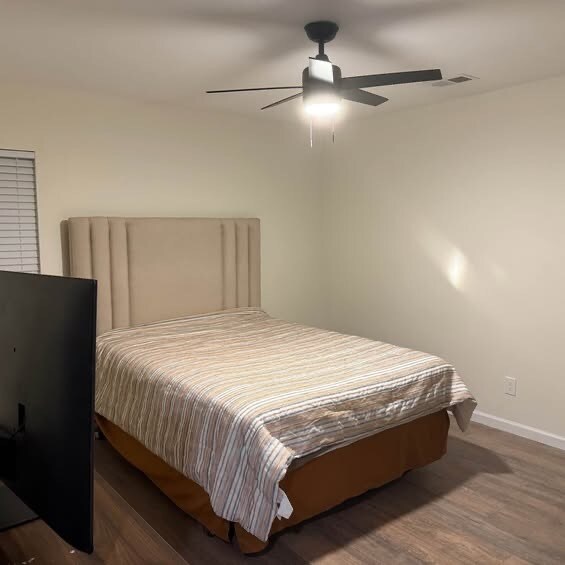 One of the available rooms - 67 Cannon St