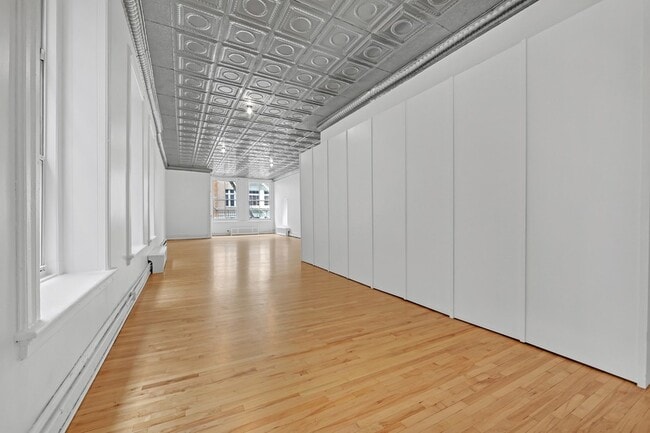 Building Photo - 78 Grand St