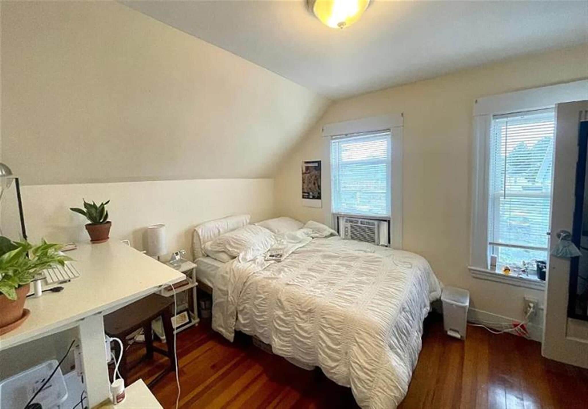 Building Photo - 123 Winthrop St