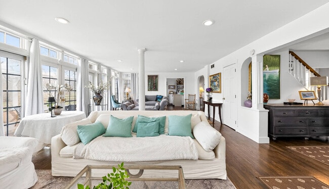 Building Photo - 274 Majors Path