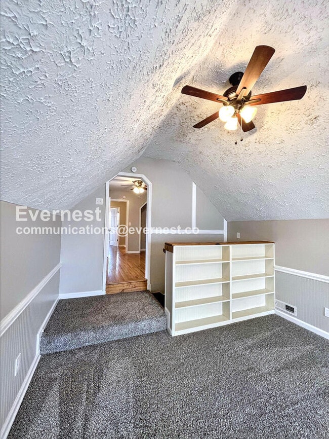 Building Photo - 408 Malibu Canyon Dr