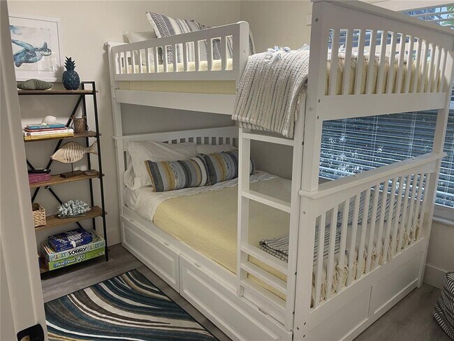 Building Photo - 1920 Morrill St