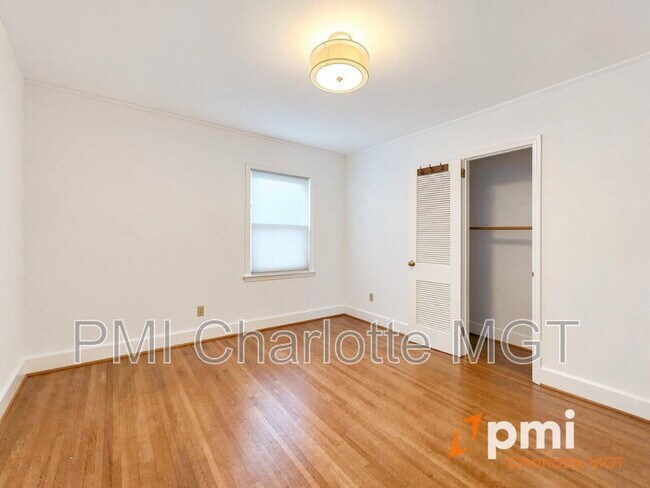 Building Photo - 1140 Bevis Dr