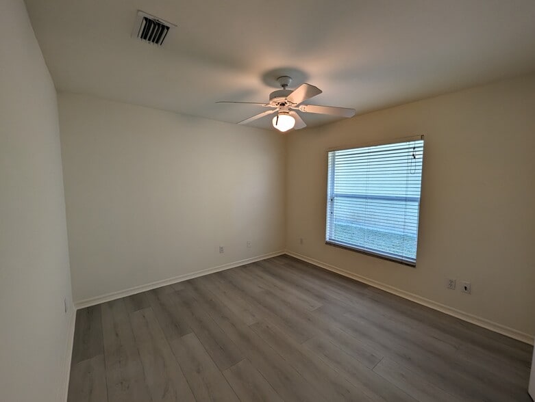 Building Photo - 2229 Heritage Greens Dr