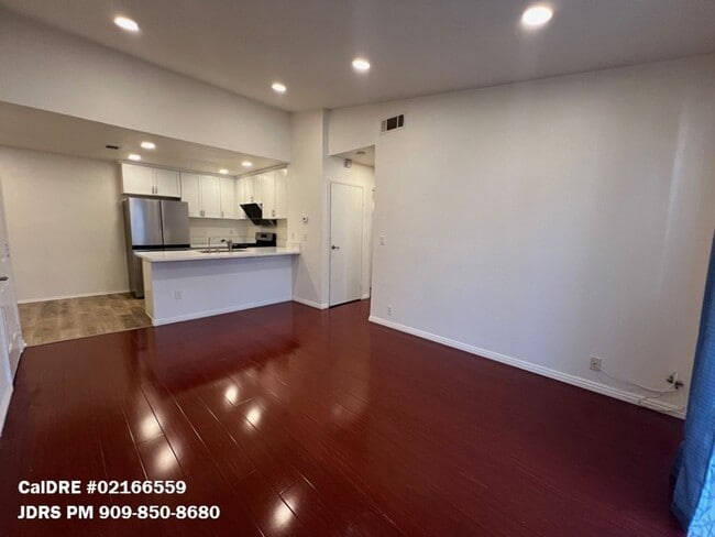 Building Photo - Price Lowered! Second Floor Ontario 2 Bedr...