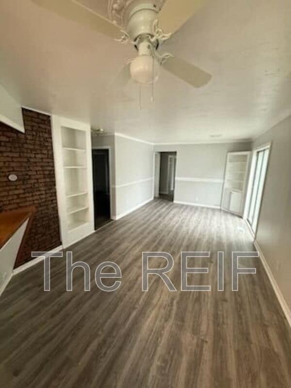 Primary Photo - 3111 Colorado Ave