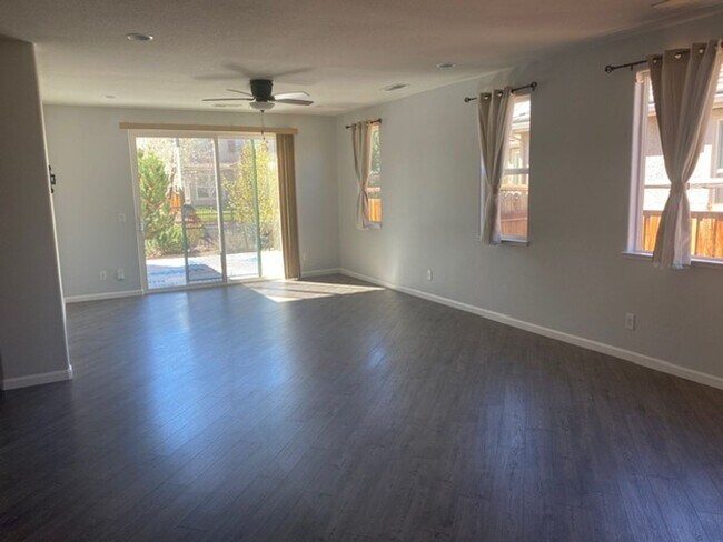 Building Photo - 3935 Hazy Swale Way