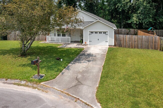 Building Photo - 1212 Gerald Dr