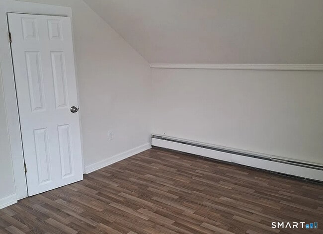 Building Photo - 65 Twiss St