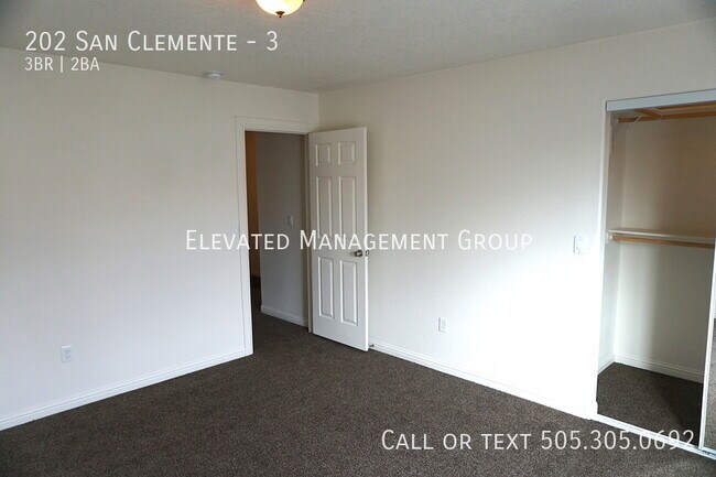 Building Photo - 202 San Clemente Ave NW