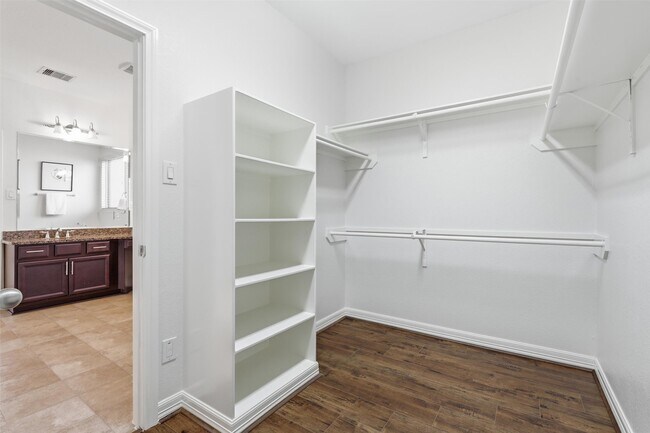 Building Photo - 16919 Talisker Ct