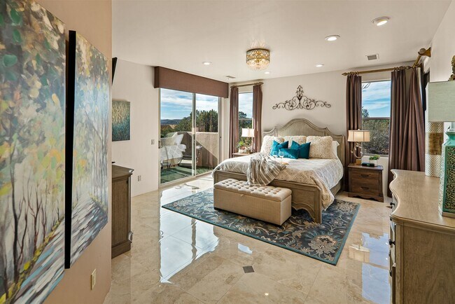 Building Photo - 2450 Mule Deer Rd